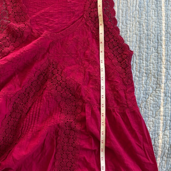 Johnny Was Fuschia Cotton Eyelet Sleeveless Tank/Shell. XS - Picture 6 of 6